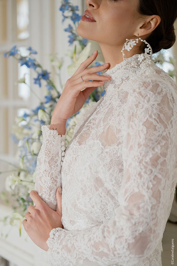 La robe de mariée « Carmélia » par Alina Marti Paris