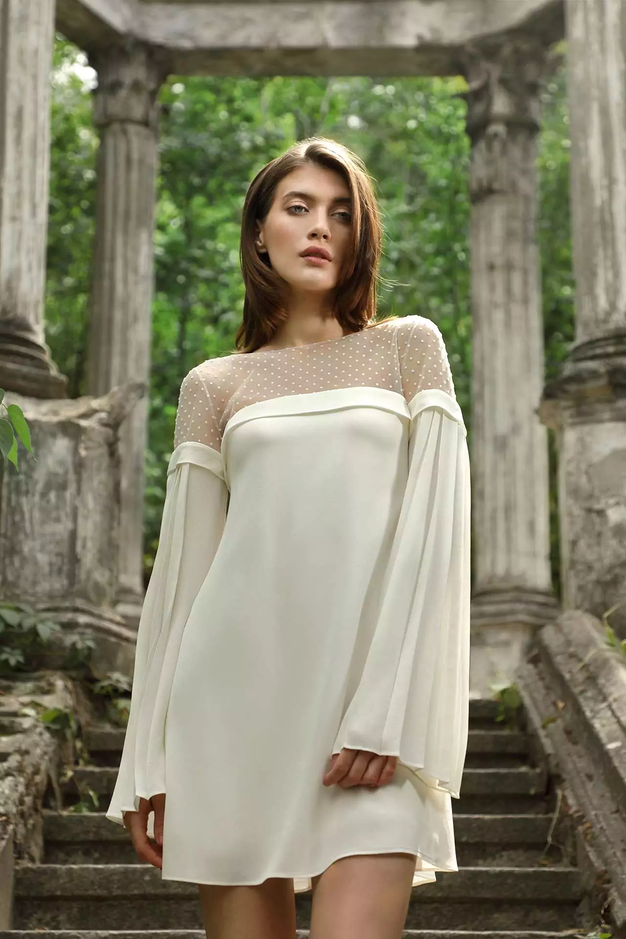 Robe de mariée sur mesure 'Plume' à Paris - Alina Marti