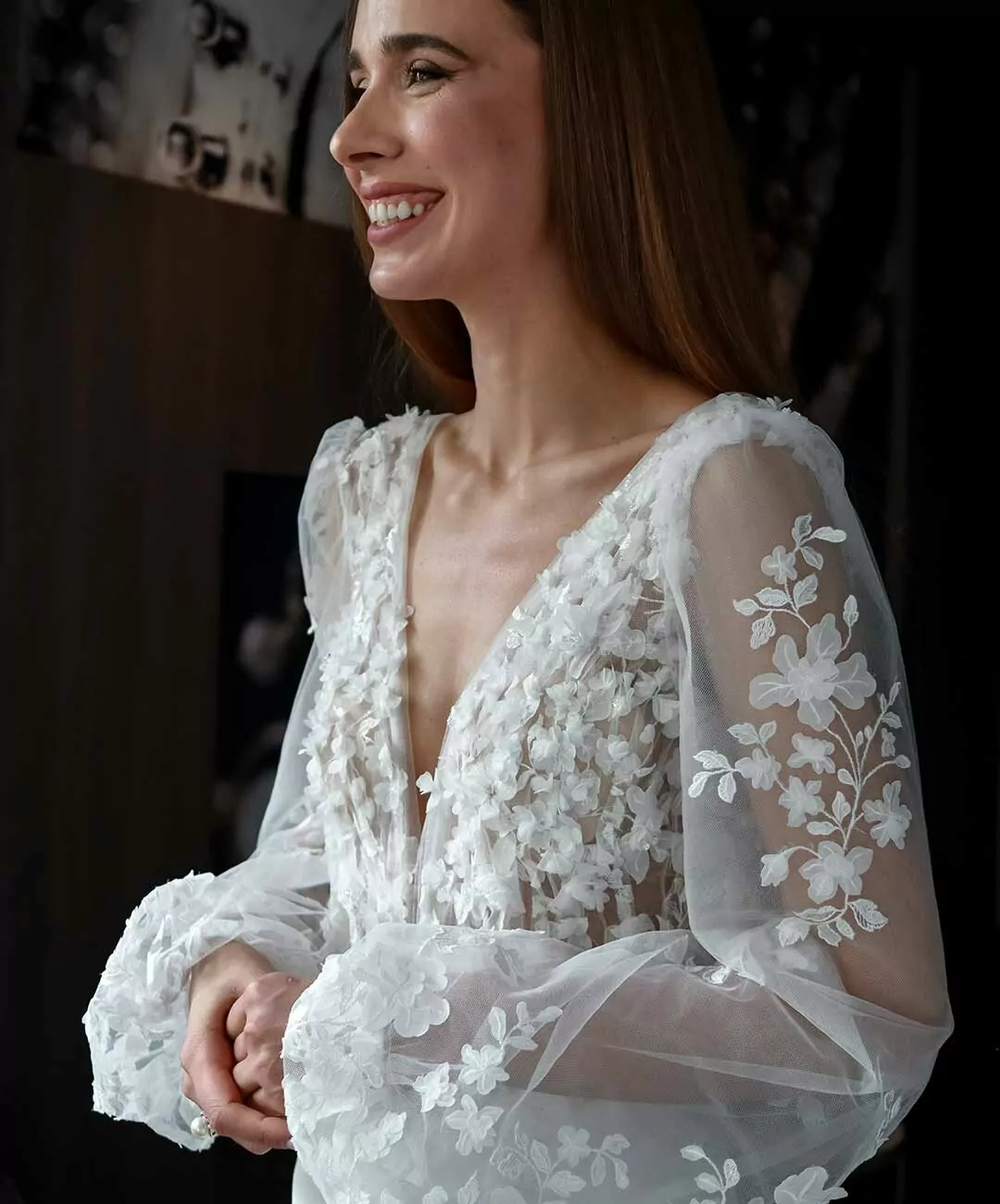 Robe de mariée à manches longues par Alina Marti Paris