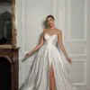 La robe de mariée « Pilar » par Alina Marti Paris